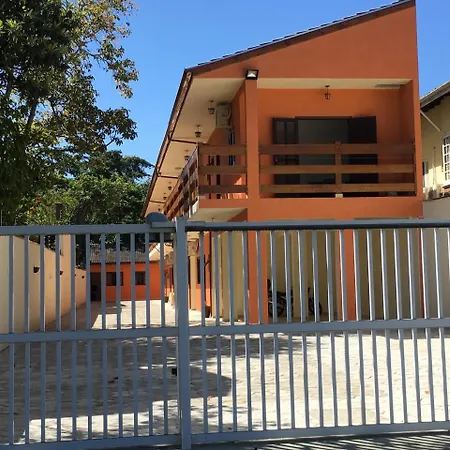 Chalés Ubatuba 102 - P. Itaguá-3